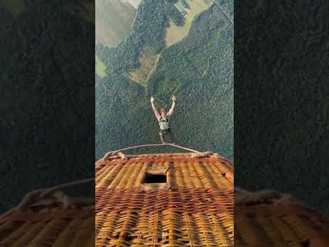 Salto mortal paraquedista
