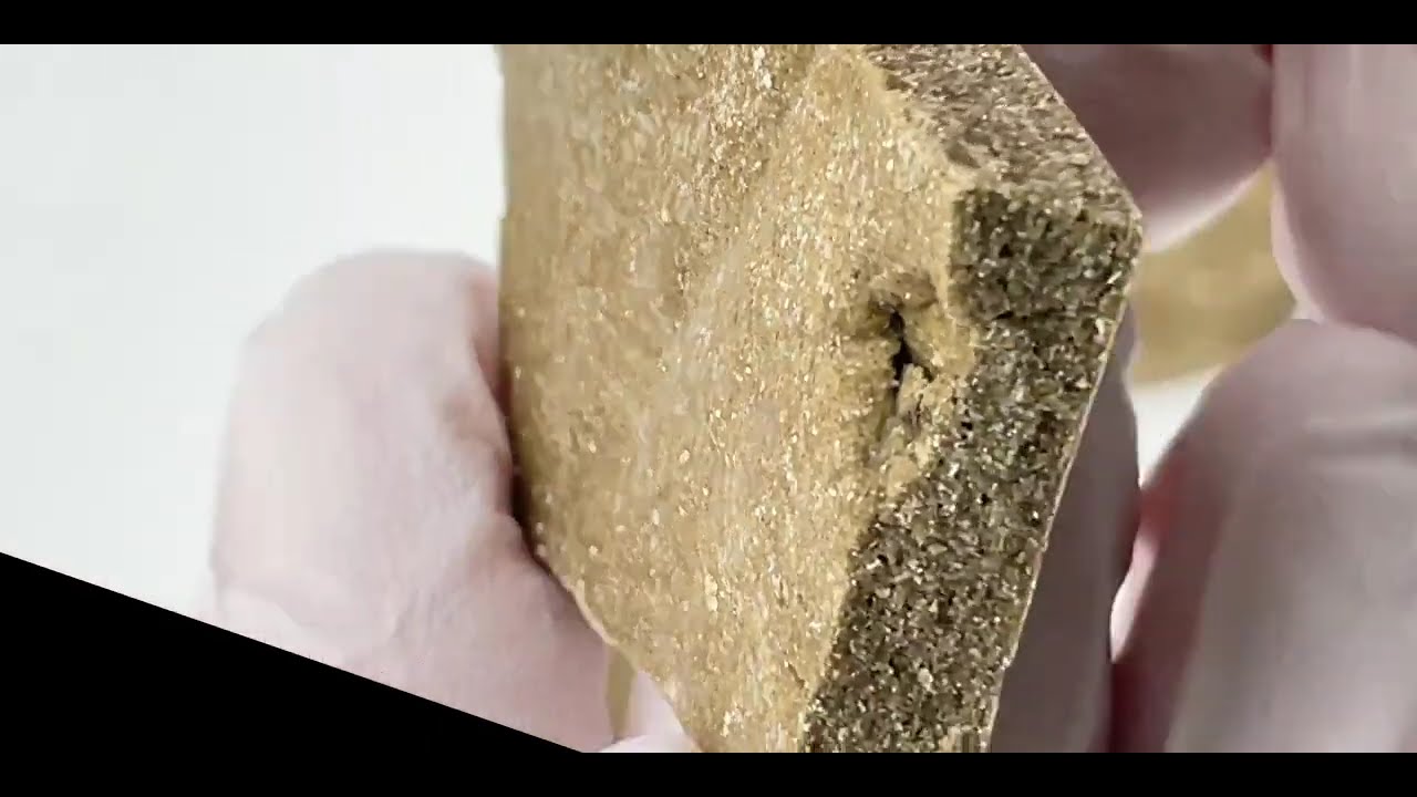 Barbara Bud Strain - Hash Quality from cbdengland.co.uk