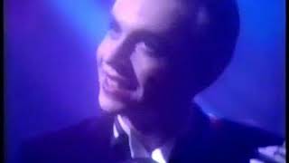 The Mobiles – Drowning In Berlin (Studio, TOTP #2)
