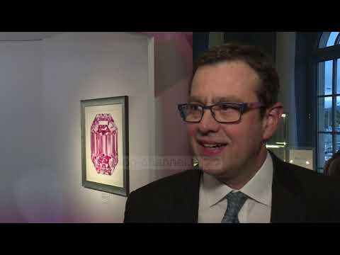 Video: Diamanti i rrallë rozë shitet për një çmim rekord