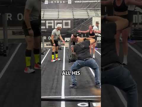 هذا الرجل ضبط المنظمين وهم يغشون