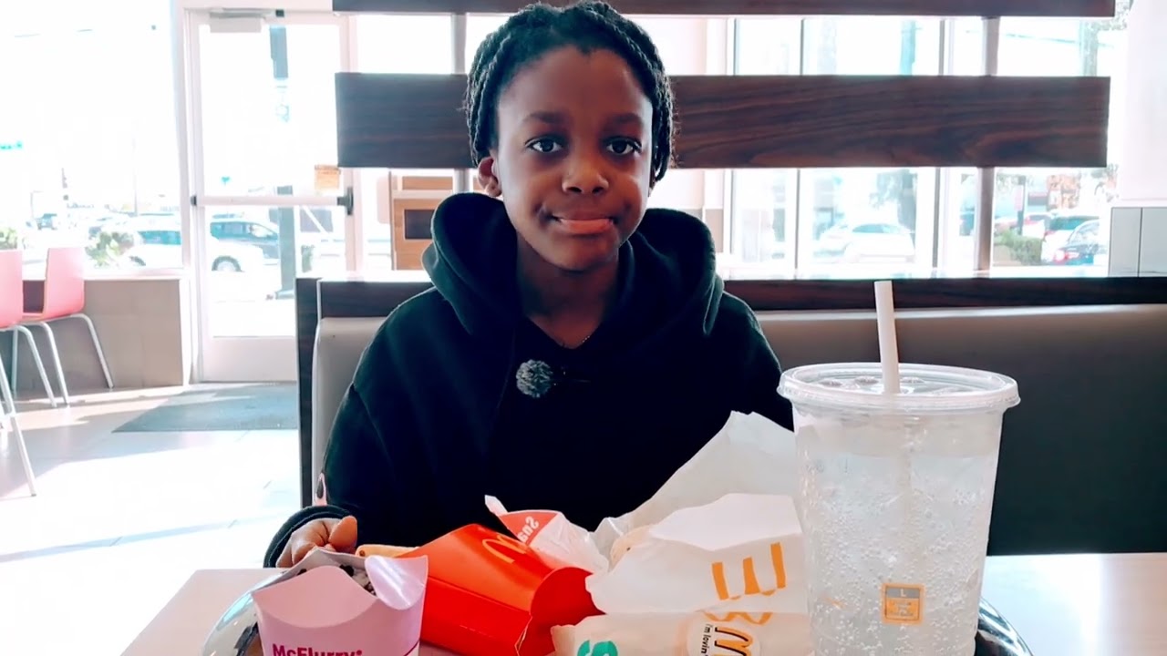 McDonald's  Golden Snack Wrap with Fries and a Sprite(Review)