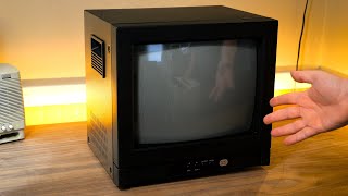 Unboxing a New Old Stock 14&quot; Videology CRT Monitor