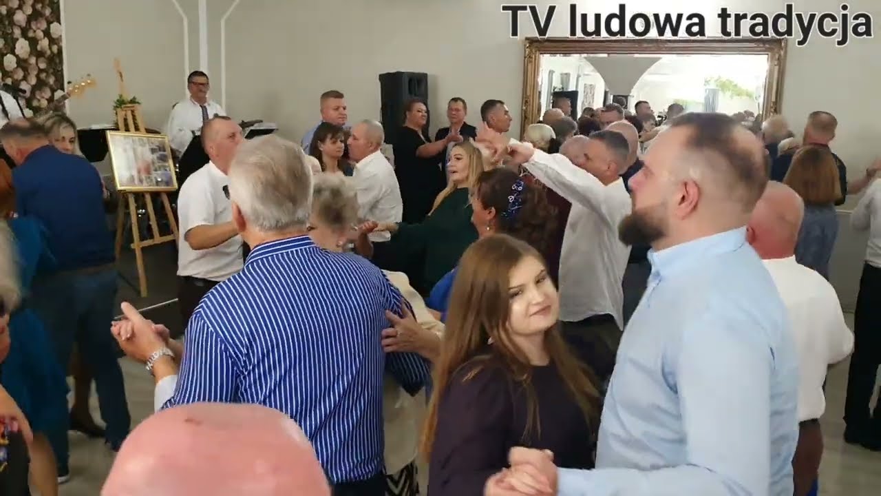 TAK WSPANIALE BAWI SIĘ MŁODZIEŻ na zabawie ludowej w Złotym Dworze 