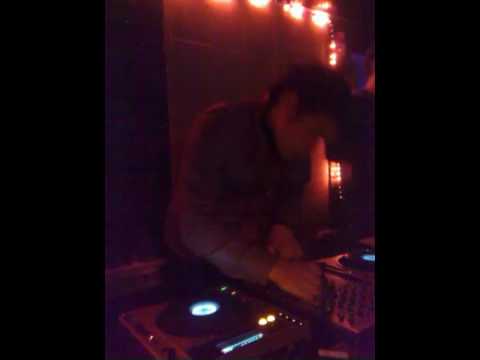 在 YouTube 上观看 Dax J, Christian Smith, Dubfire, No 8 Bar Dalston, Down In Dalston House Techno Party