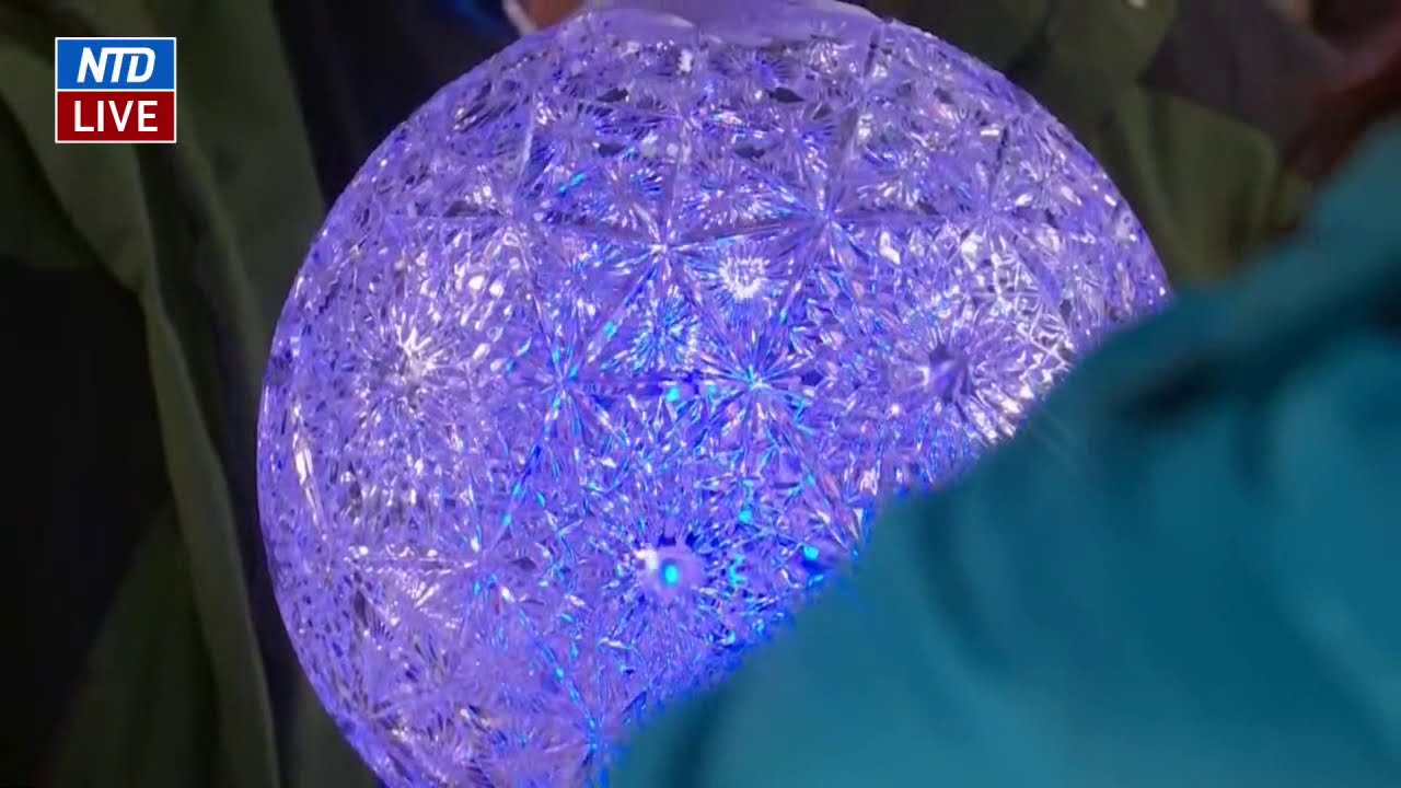 LIVE: 2021 New Year Celebration at New York's Times Square