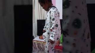 Download Lagu FABIO ROSPIGLIOSI MIRANDA BAILE EN PIAJAMA 4 MP3