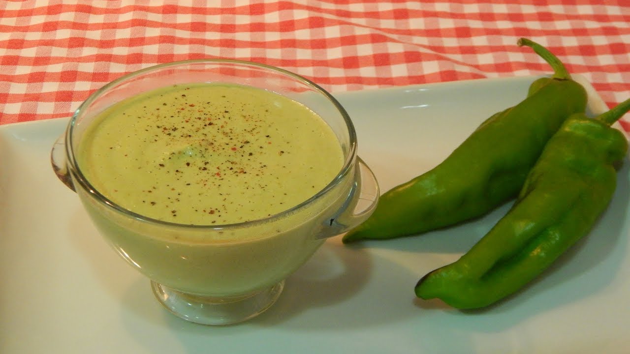 Receta fácil de salsa de pimientos verdes (ideal para carnes y pescados)