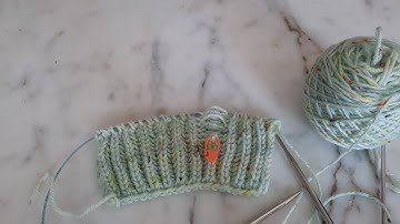 Fixing a Dropped Stitch in One-Color Brioche Knitting
