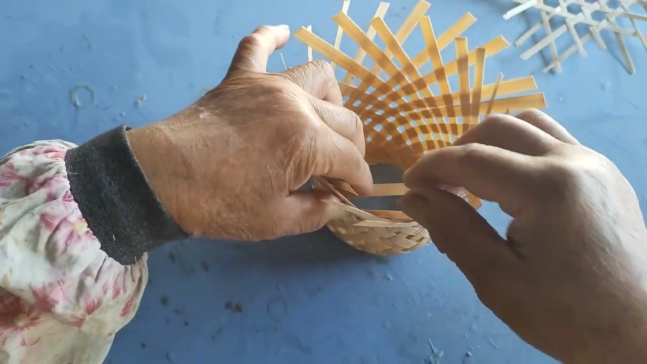 輪口編-竹編小花籃