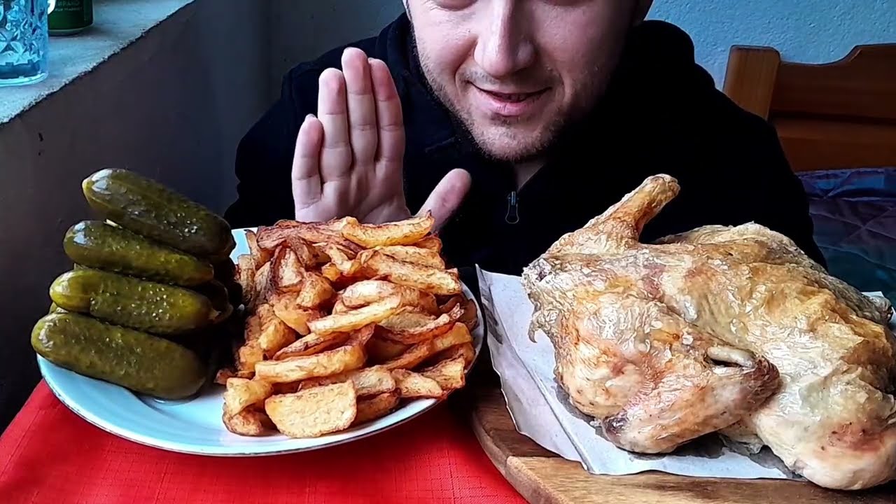 ASMR Пържено Пиле Пържени Картофи и Кисели Краставици