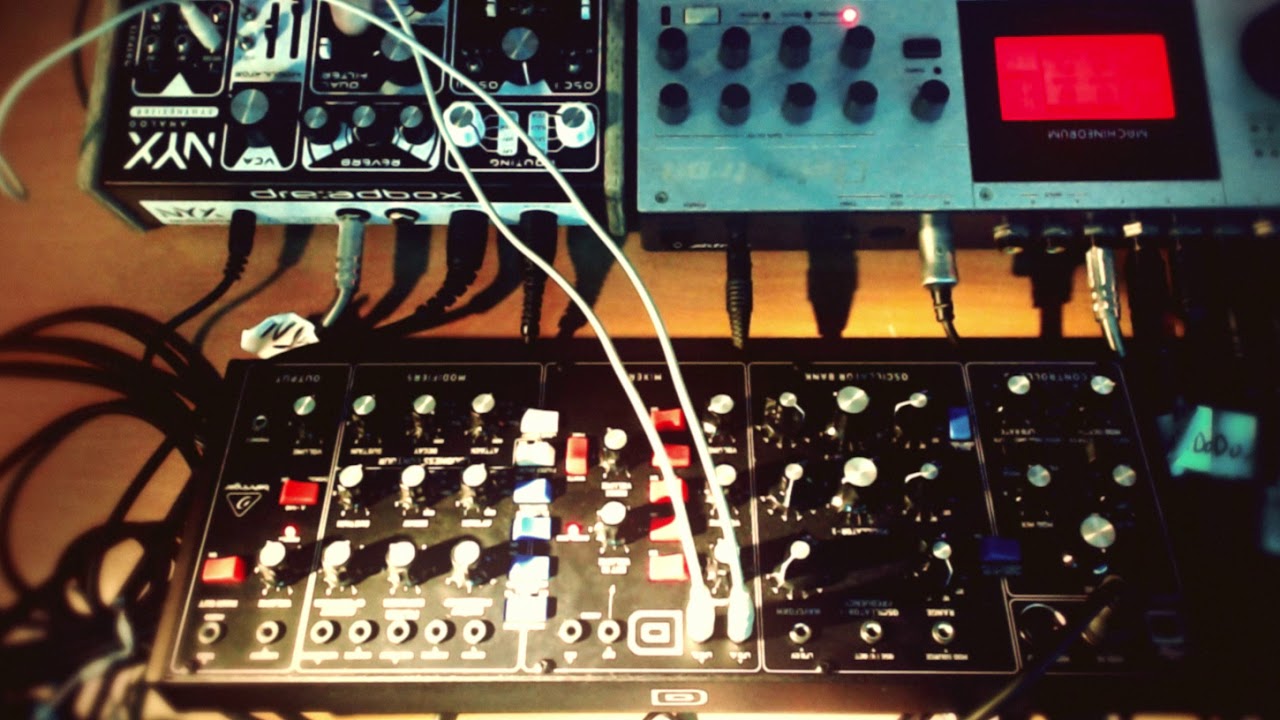 Ridin' the D train... Behringer Model D first look - YouTube