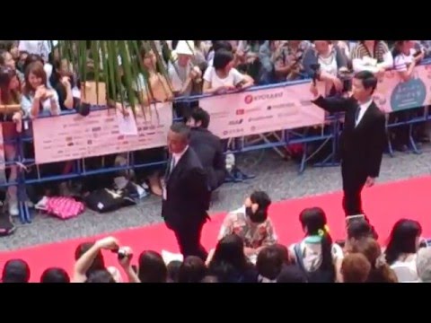 宮川たまこ 第８回沖縄国際映画祭 島ぜんぶでおーきな祭  レッドカーペット 国際通り 2016.4.24