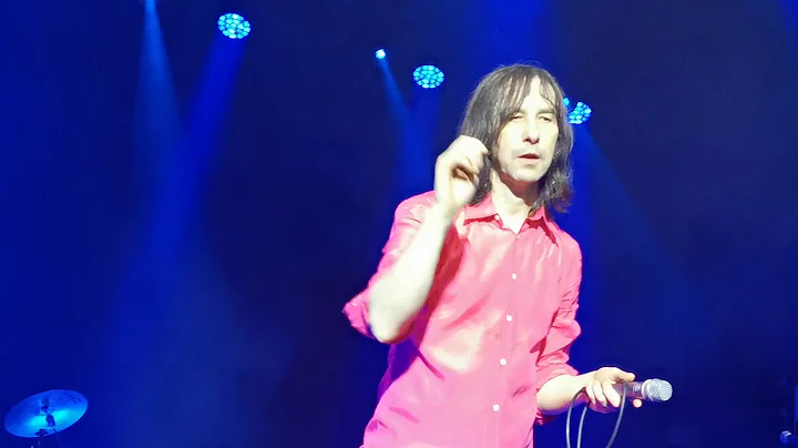 COUNTRY GIRL - PRIMAL SCREAM - MAXIMUM ROCK 'N' ROLL UK TOUR 2019
