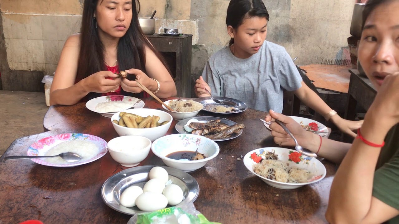 Breakfast At Niece's Home Eating Porridge With Salty Eggs, Crabs