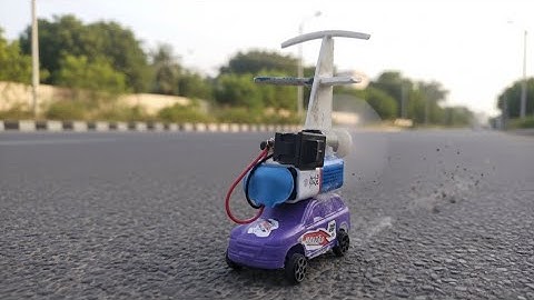 how to build a simple moving car using DC motors, battery, and sun board with DK Innovations 😮