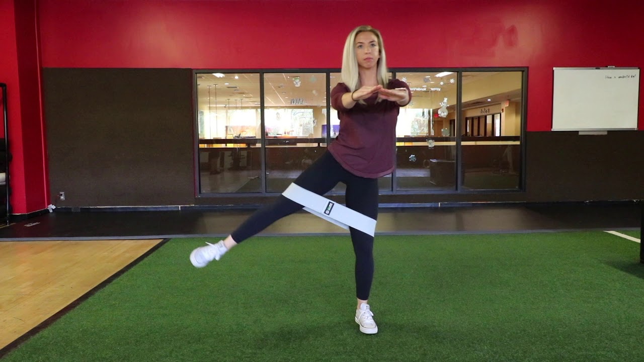 squat to lateral leg raise - YouTube