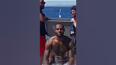 Shaq Build different 🥶