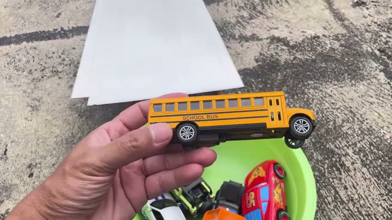 “Learning Colors with Fast Toy Cars and Fun Tracks!”
