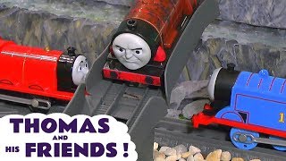 Thomas Toy Train Fun Stories with Trackmaster Engines