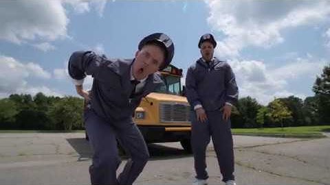 Midbest - The Struggle Bus (Uncut Performance)