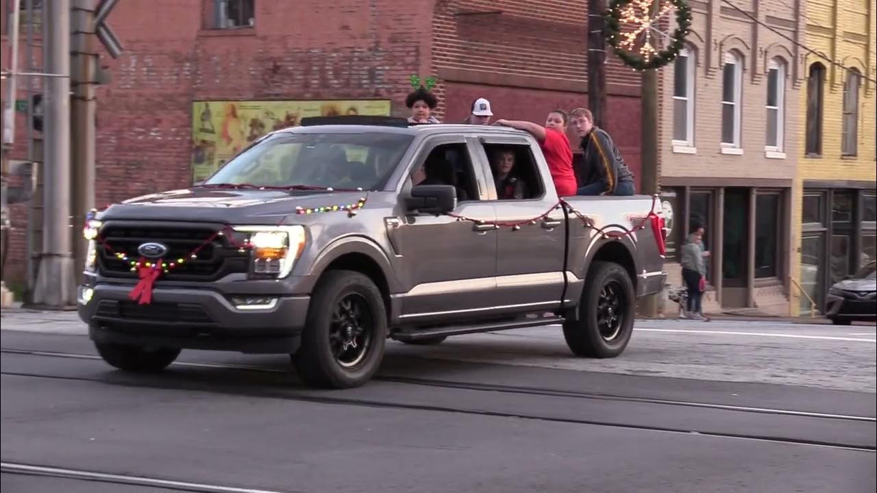 Old Fort Christmas Parade 2022 (NC) YouTube
