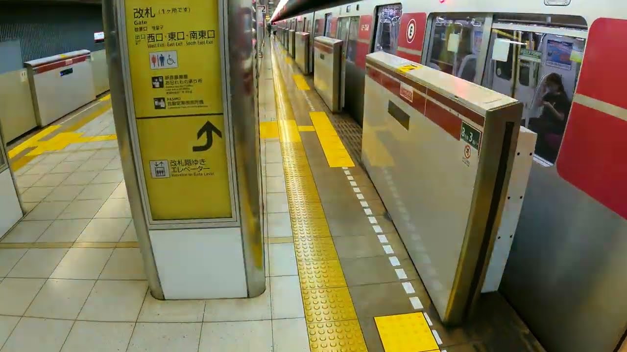 Ushigome-yanagicho Station E04 | Toei Oedo Line Walks | Tokyo Subway Exploration | Japan 4K ASMR
