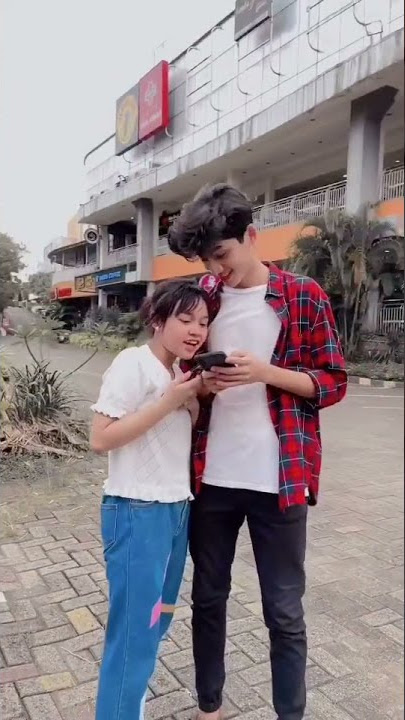 Tiktok Wahyu kadeo dan dini lida