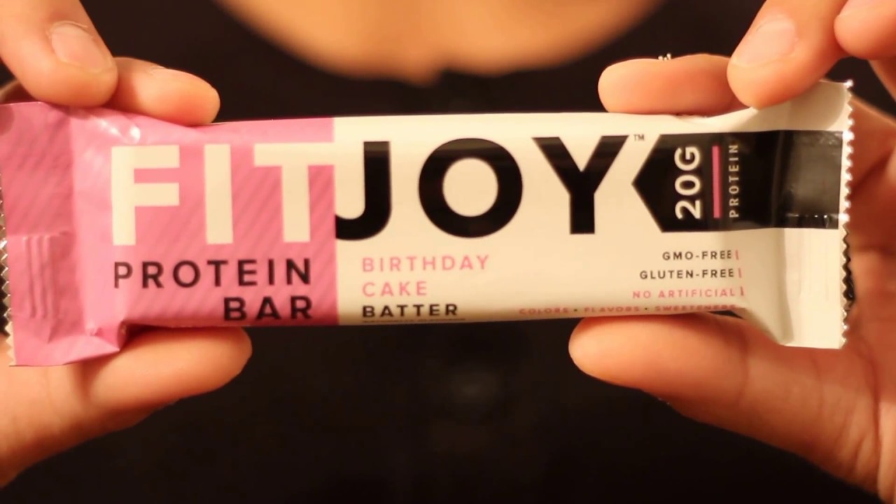 FitJoy Birthday Cake Batter Protein Bar Review