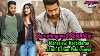 STUDENT FALL IN LOVE WITH HIS PERSONAL BODY || Indian Movies