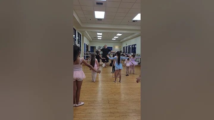 Naomi holiday ballet 2021