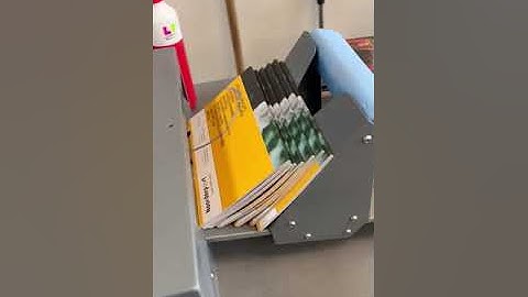 Duplo DBM 500 booklet maker with square spine finish