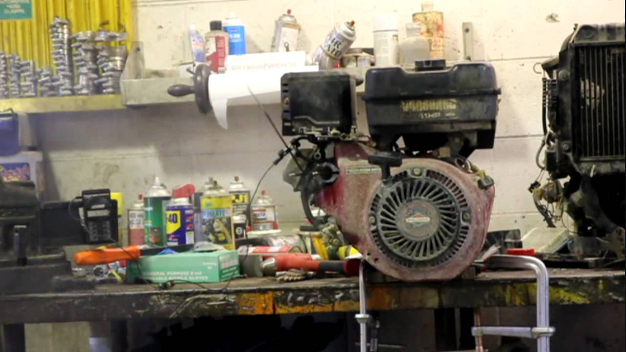 Briggs and Stratton Vangaurd Failure - YouTube
