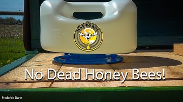 BeeSmart Designs Ultimate Universal 3-Season Feeder Review and Demonstration NO DEAD HONEY BEES