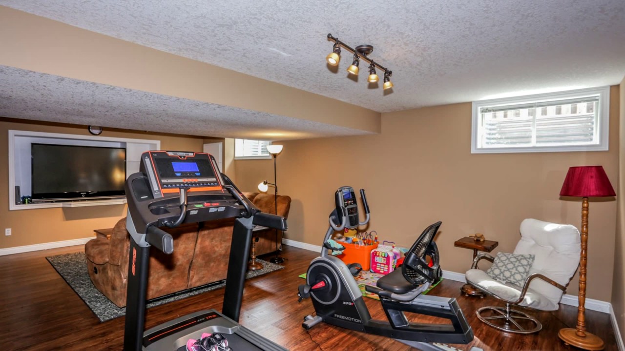 6 Oakmont Gardens, Ilderton, Ontario YouTube