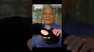 Como o rádio guardava memórias antes da era digital?