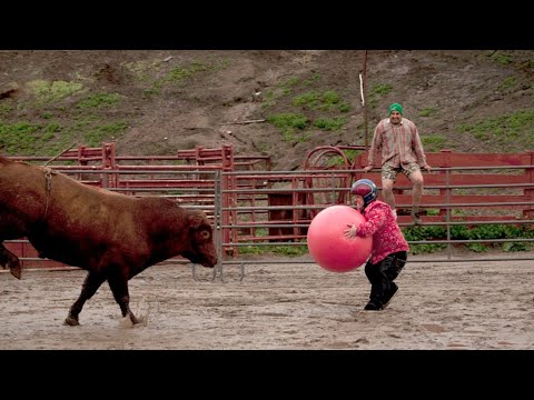 Jackass 3.5 (2011) - Yoga Ball