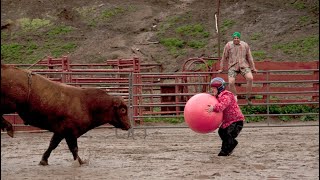 Jackass 3.5 (2011) - Yoga Ball screenshot 5