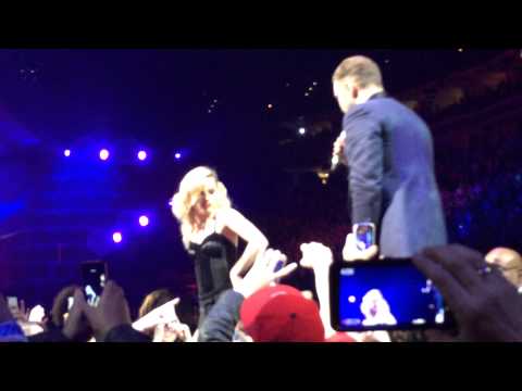 Justin Timberlake gets his ass grabbed in Philly!