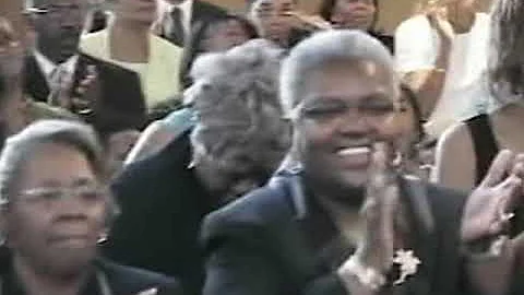 Praise Break Rev Lawrence Roberts &Angelic Reunion...