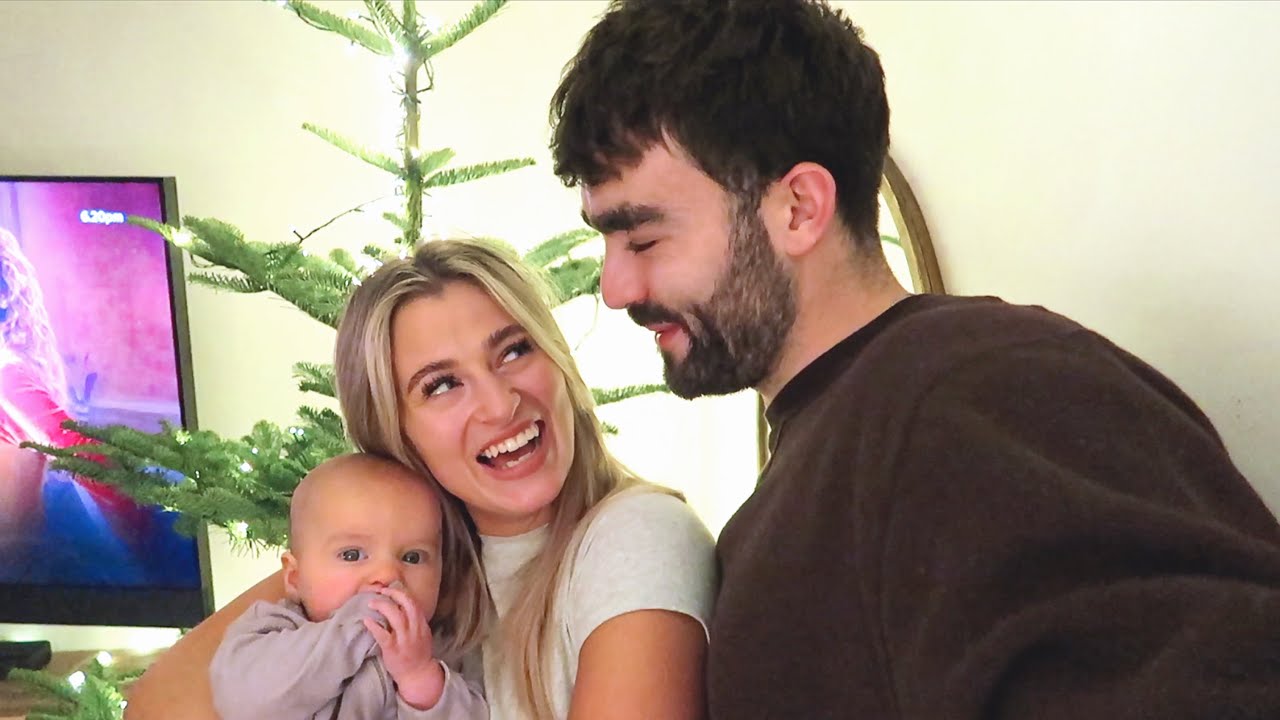 a different kind of vlogmas.. VLOGMAS DAY ONE