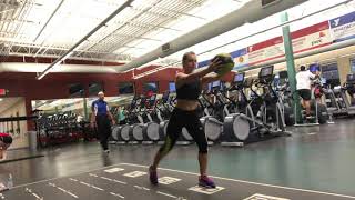 Standing Crunch With a Medicine Ball | Exercise Guide