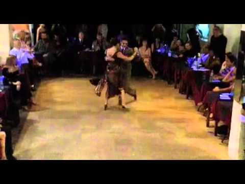 Lucas Paez Y Estefanía Baldi en el Porteño Y Bailarín