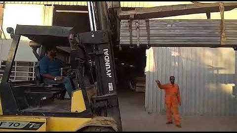 Unloading mild steel Tubes, MS tube