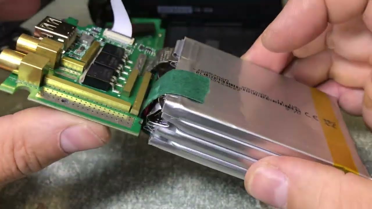 Docreate TK-10A, акумуляторна контактна зварка. Огляд, спроба ремонту.