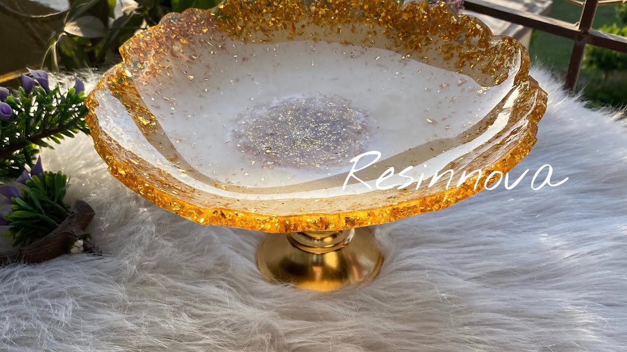 طريقه تقوس طبق فاكهه وطريقه تركيب قاعده الطبق       #ريزين #تقوس_القطعه #resinnova #reain