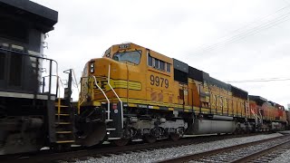 BNSF H2 SD70MAC on CSX ET44AH 3317 Leading Combo E013-06 on 4/10/21
