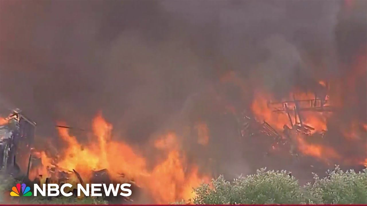 Deadly explosion at Dallas apartment complex