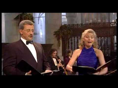 Lisa Larsson and Klaus Mertens sing "Mein Freund ist mein"