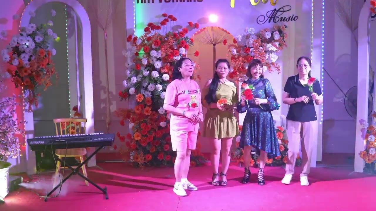 CK /NGAY TET QUE EM /TB CO HA THU /2024 02 16 21 15 47